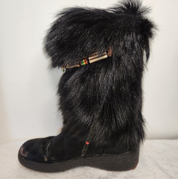 Winter Fur Moccasin Boots - Picture 4 of 12
